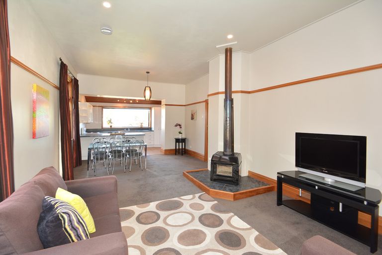 Photo of property in 55 Hargest Crescent, Saint Kilda, Dunedin, 9012