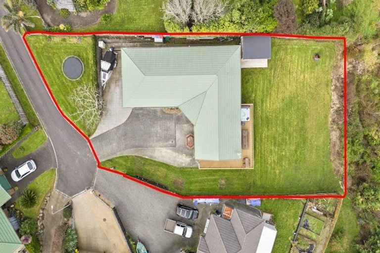 Photo of property in 17 Bella Villa Drive, Waiuku, 2123