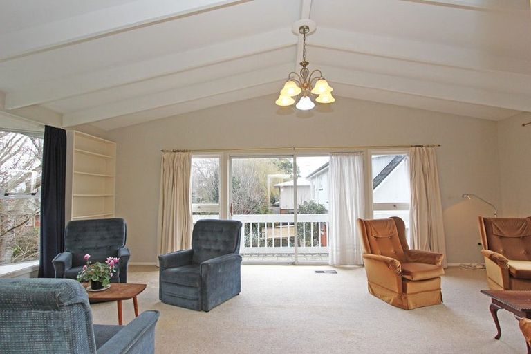 Photo of property in 65 Parkstone Avenue, Ilam, Christchurch, 8041