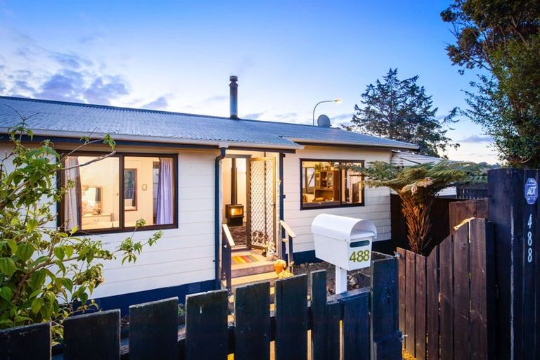 Photo of property in 488 Swanson Road, Ranui, Auckland, 0612