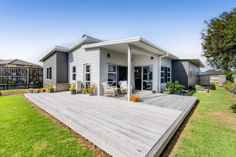 Photo of property in 4 Coby Sydney Drive, Bell Block, New Plymouth, 4312