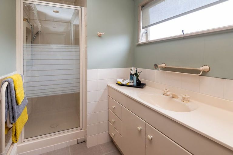 Photo of property in 10 Roadley Avenue, Sunnyhills, Auckland, 2010