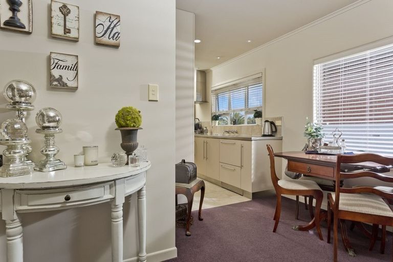 Photo of property in 1/42 Sunrise Avenue, Mairangi Bay, Auckland, 0630