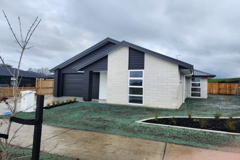 Photo of property in 32 Evergreen Parade, Morrinsville, 3300