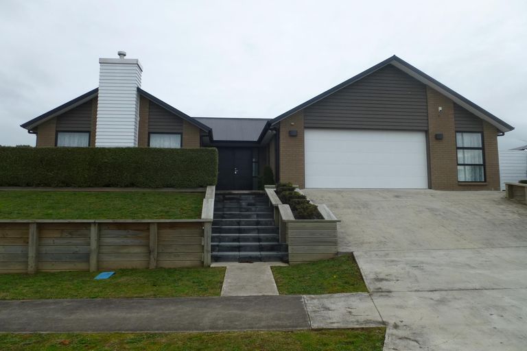 Photo of property in 4 Cooper Crescent, Morrinsville, 3300