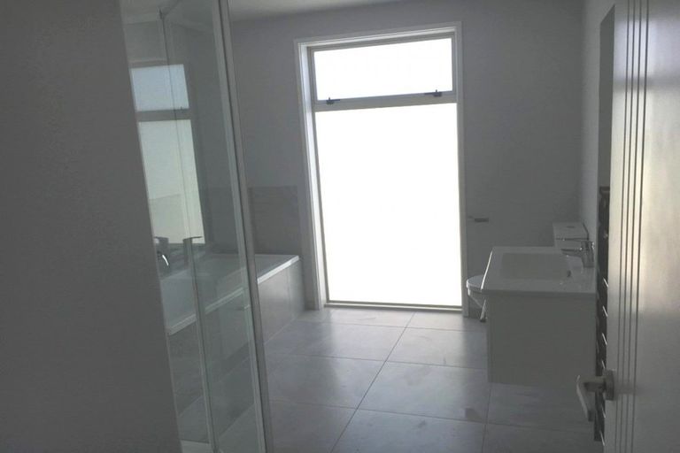 Photo of property in 18 Franks Way, Papamoa Beach, Papamoa, 3118