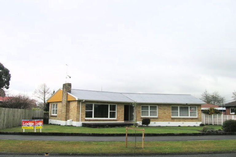 Photo of property in 4 Kingsley Street, St Andrews, Hamilton, 3200