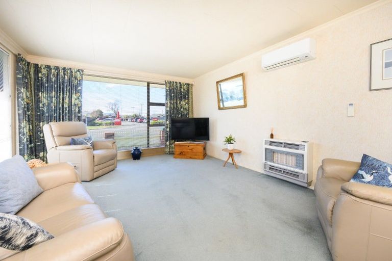Photo of property in 74 Albert Street, Palmerston North, 4414