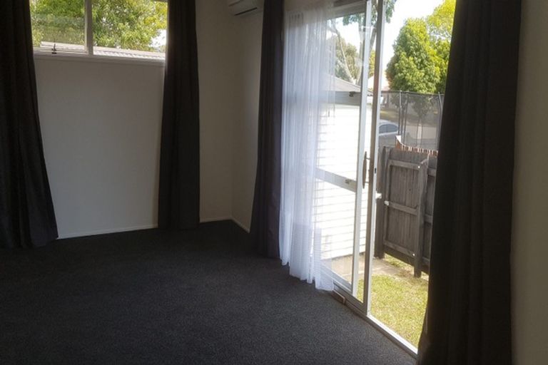 Photo of property in 5 Tangelo Place, Bucklands Beach, Auckland, 2012
