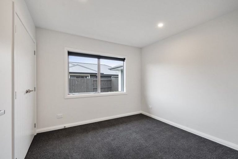Photo of property in 2 Serenity Crescent, Kelvin Grove, Palmerston North, 4414