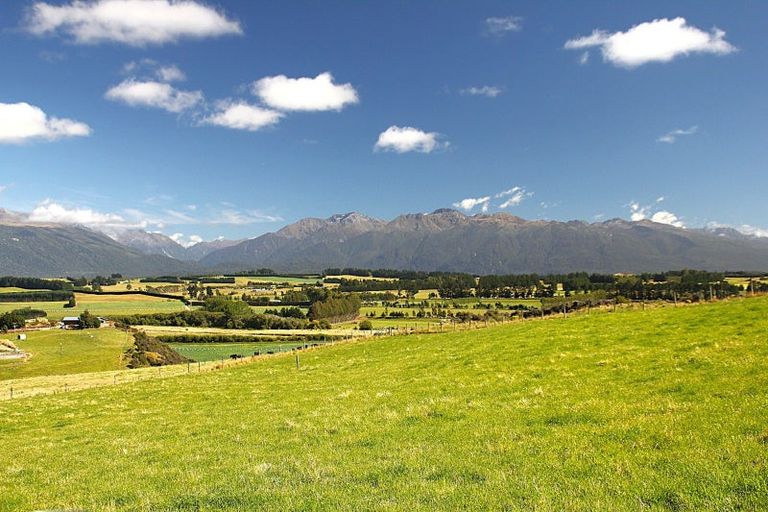 Photo of property in 65 Ridgedale Road, 9672