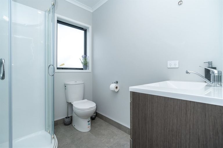 Photo of property in 2/10 Greta Street, Glenview, Hamilton, 3206