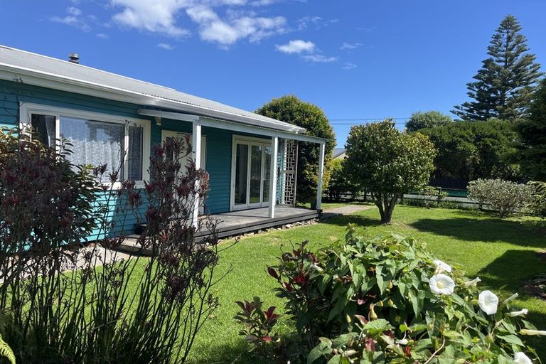 Photo of property in 2 Curtis Street, Hector, 7822