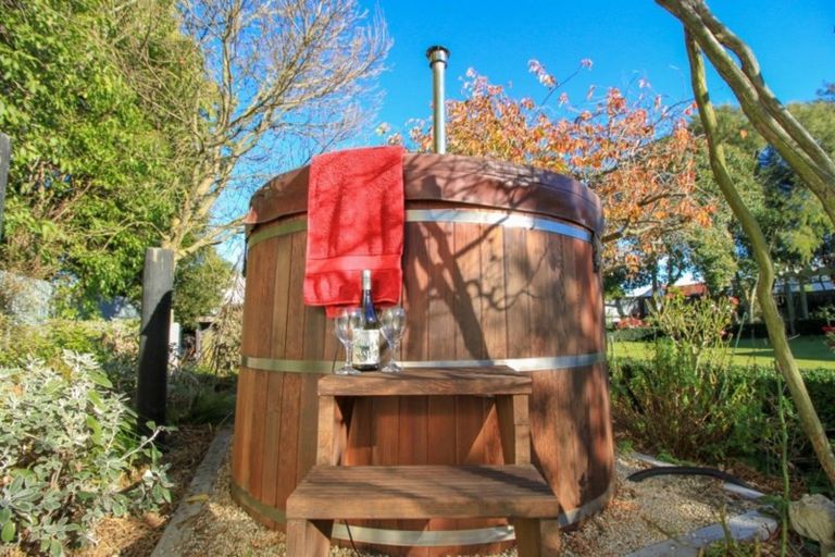 Photo of property in 21 Torlesse Crescent, Darfield, 7510