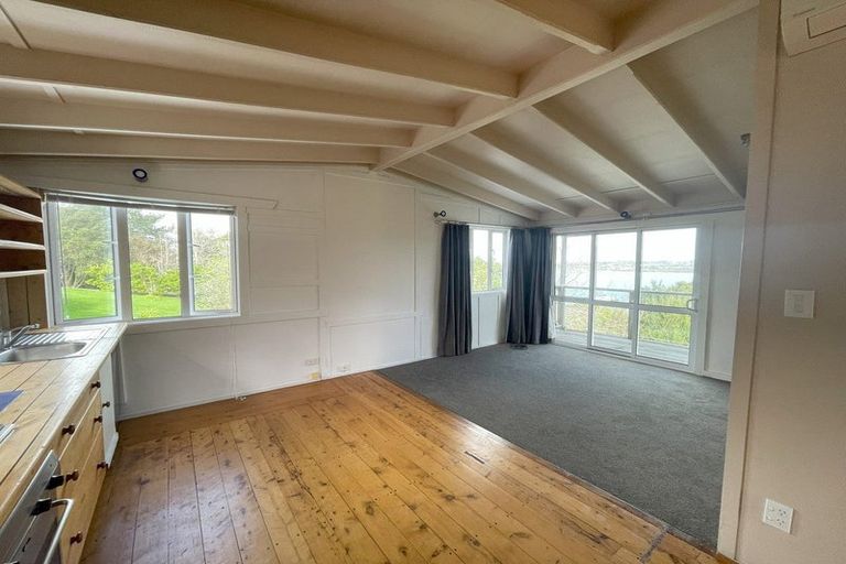 Photo of property in 140 Attwood Road, Paremoremo, Auckland, 0632
