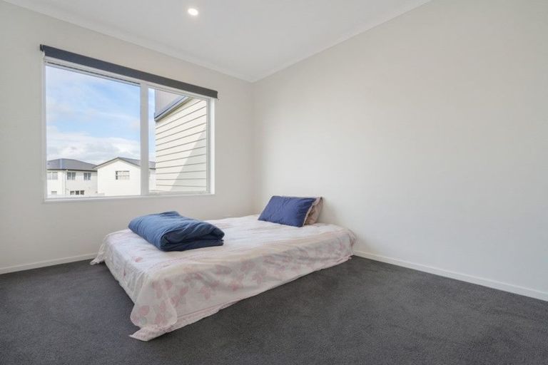 Photo of property in 10 Huke Lane, Takanini, 2112