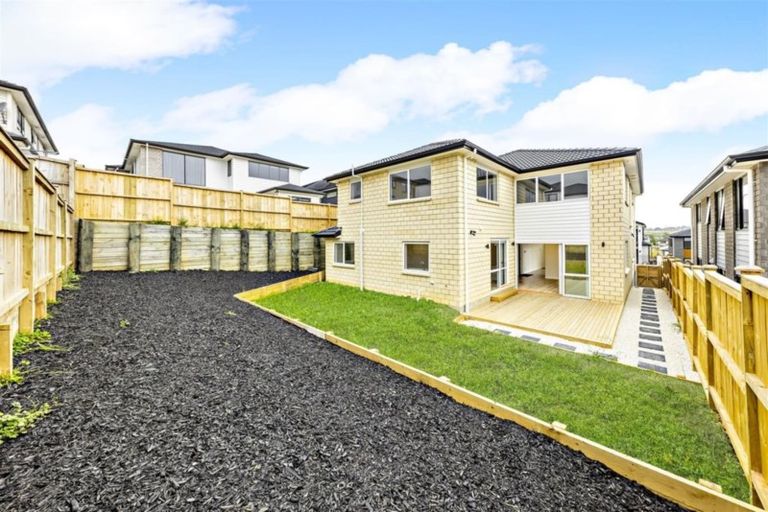 Photo of property in 44 Hangahai Road, Flat Bush, Auckland, 2019
