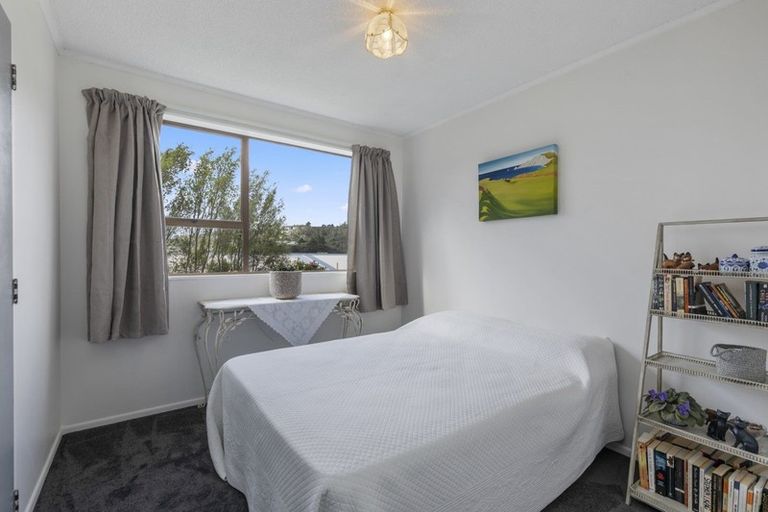 Photo of property in 103 Holborn Drive, Stokes Valley, Lower Hutt, 5019