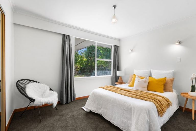 Photo of property in 2 Moorpark Place, Ilam, Christchurch, 8041