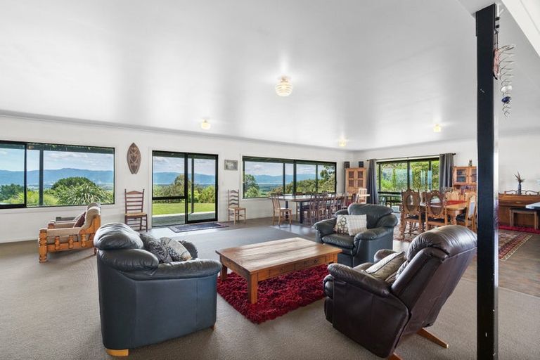 Photo of property in 1937 Lake Ferry Road, Pirinoa, Featherston, 5772