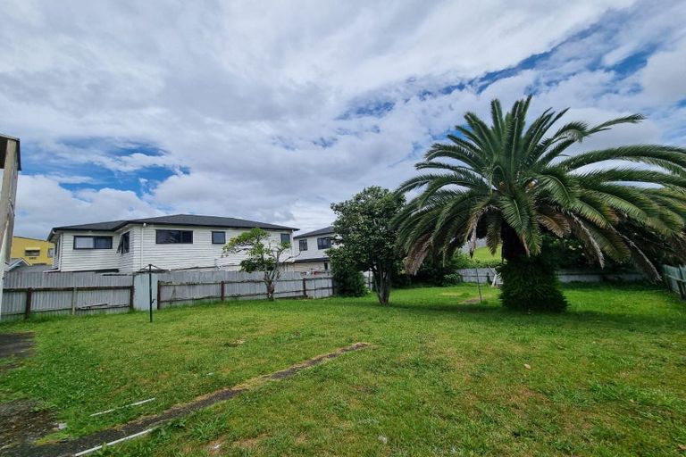 Photo of property in 11 Richards Avenue, Papatoetoe, Auckland, 2025