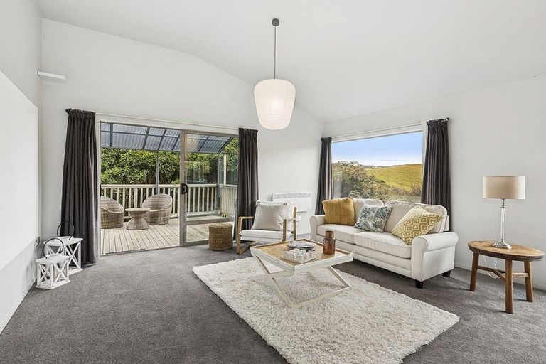 Photo of property in 58 Saint Ives Drive, Camborne, Porirua, 5026
