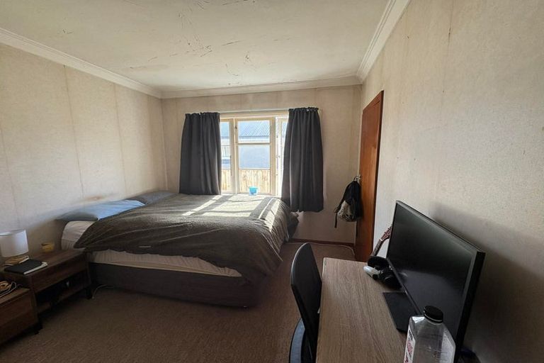 Photo of property in 36 Oxford Crescent, Ebdentown, Upper Hutt, 5018