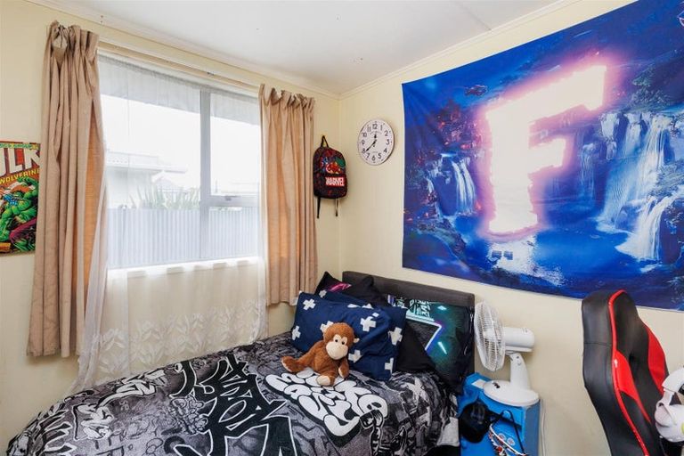 Photo of property in 19 Alexandra Street, Marton, 4710