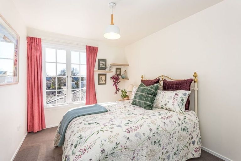 Photo of property in 15 Ngahere Street, Fendalton, Christchurch, 8041