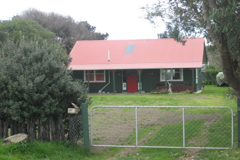 Photo of property in 147 Park Avenue, Waitarere Beach, Levin, 5510