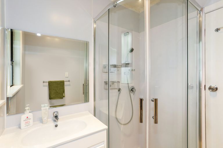 Photo of property in 5 Evans Place, Papakura, 2110