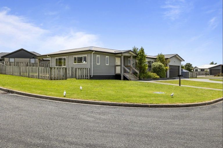 Photo of property in 30 Longview Street, Mangawhai, 0505