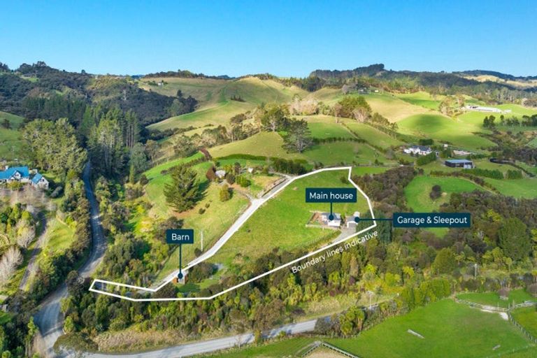 Photo of property in 484 Kanohi Road, Kaukapakapa, 0873