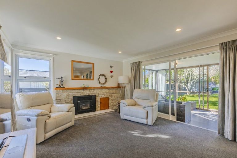 Photo of property in 19 Selwyn Road, Havelock North, 4130
