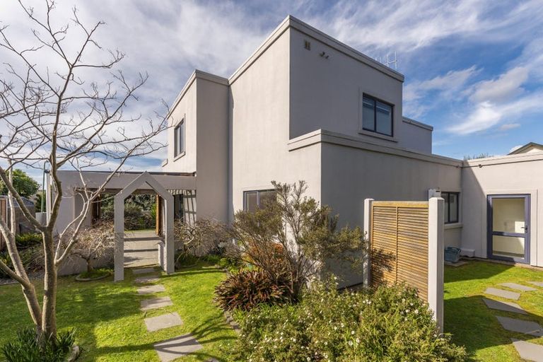 Photo of property in 87 Milne Drive, Paraparaumu, 5032