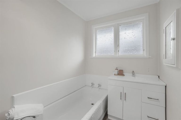 Photo of property in 59 Parenga Street, Wainuiomata, Lower Hutt, 5014