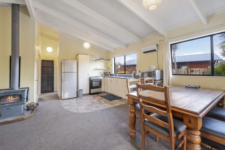 Photo of property in 7 Hinenamu Grove, Turangi, 3334