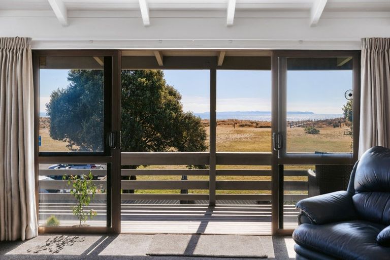 Photo of property in 1167 Papamoa Beach Road, Papamoa Beach, Papamoa, 3118