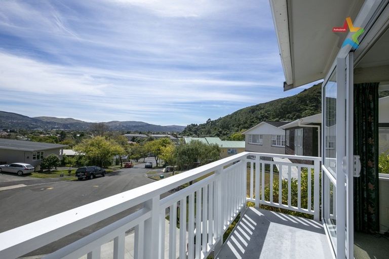 Photo of property in 6 Volkner Grove, Waterloo, Lower Hutt, 5011