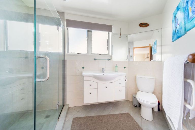 Photo of property in 17 Harbour View Road, Onerahi, Whangarei, 0110