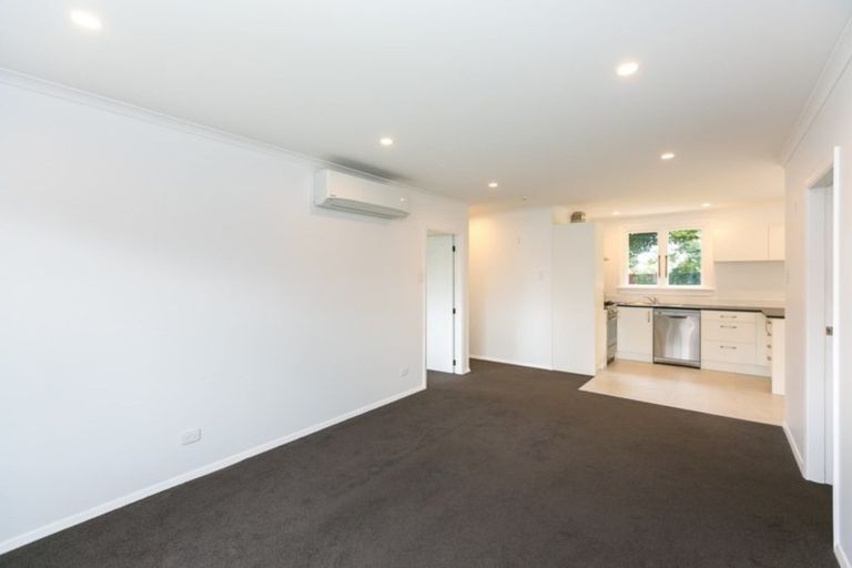 Photo of property in 7 Raniera Street, Glen Avon, New Plymouth, 4312