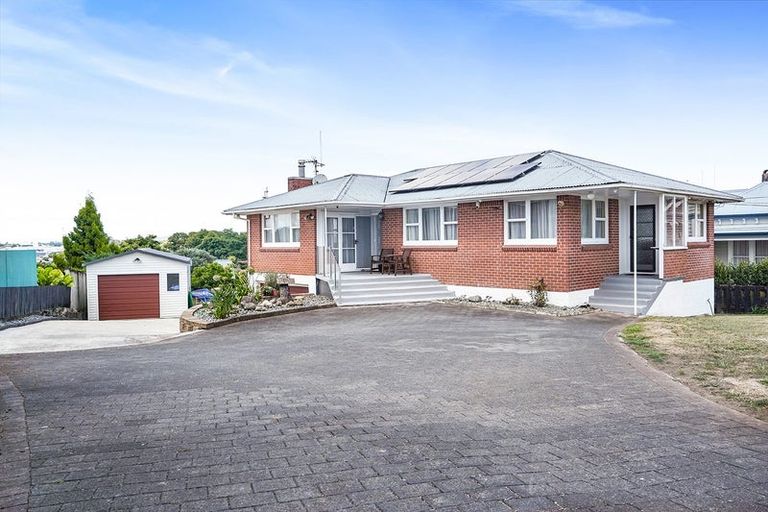 Photo of property in 107 Tuhikaramea Road, Dinsdale, Hamilton, 3204