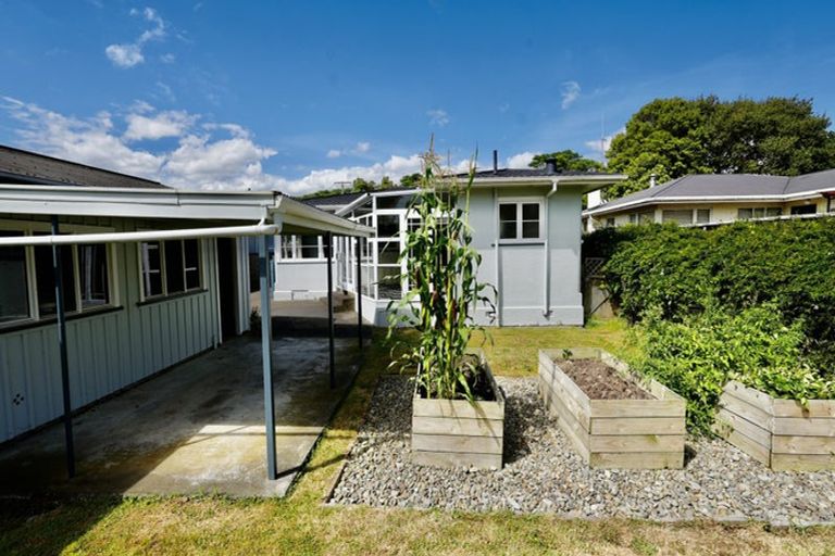 Photo of property in 174 Maxwells Line, Awapuni, Palmerston North, 4412