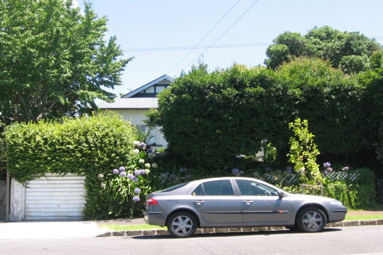 Photo of property in 9 Tahora Avenue, Remuera, Auckland, 1050