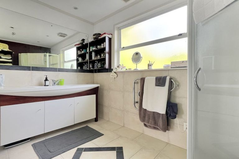 Photo of property in 149a Glengarry Road, Glen Eden, Auckland, 0602