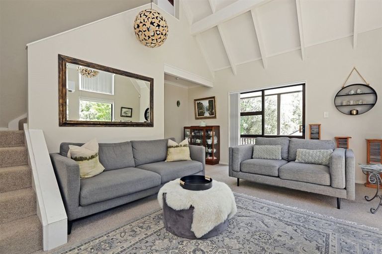 Photo of property in 9 Reeve Drive, Havelock North, 4130