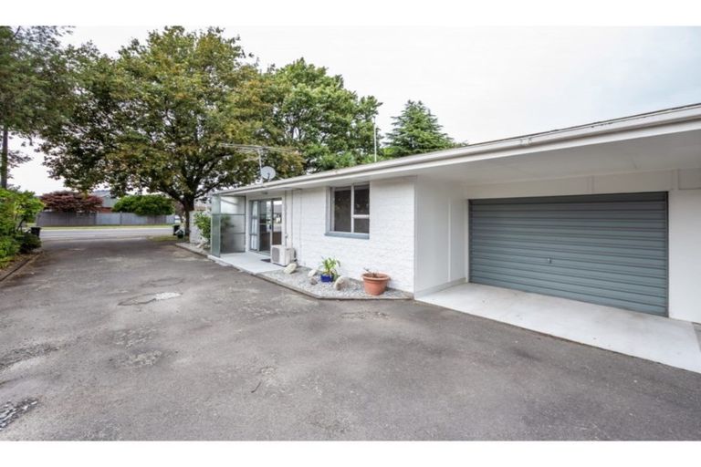 Photo of property in 194 Halswell Road, Hillmorton, Christchurch, 8025