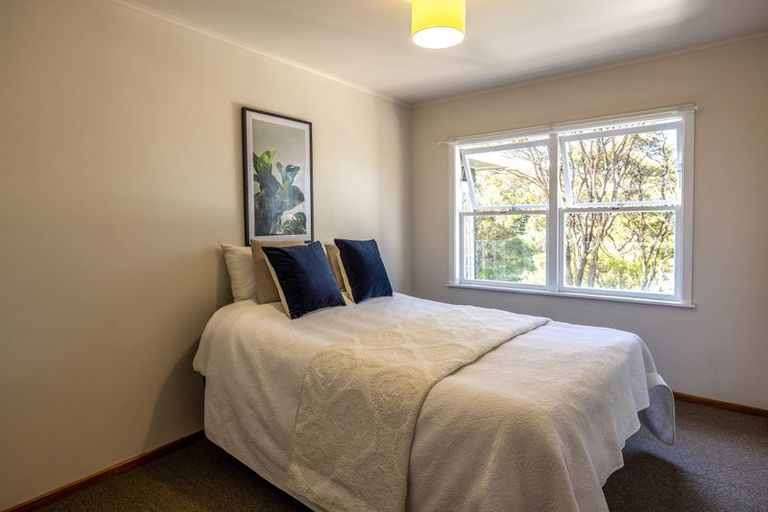 Photo of property in 116 Queens Drive, Oneroa, Waiheke Island, 1081