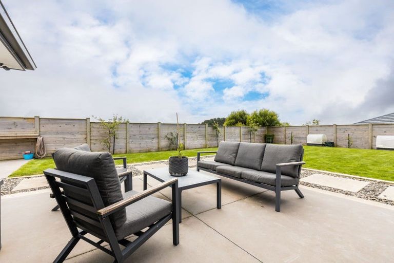 Photo of property in 31 Keene Drive, Bell Block, New Plymouth, 4312