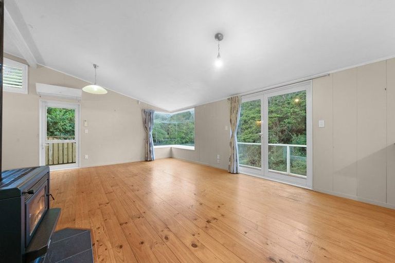 Photo of property in 143 Bays Road, Orere Point, Papakura, 2585